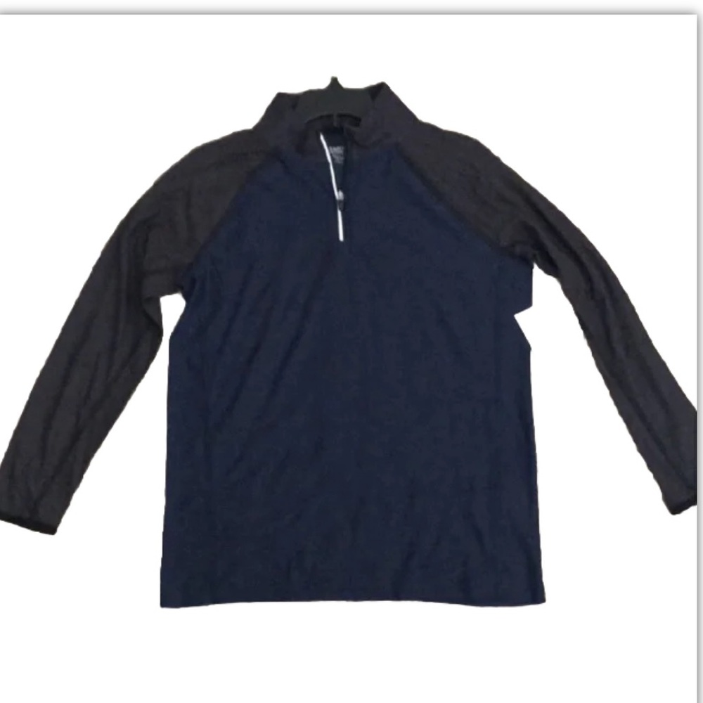 NWT Old Navy Active Navy and Dark Grey Pullover - Picture 1 of 4